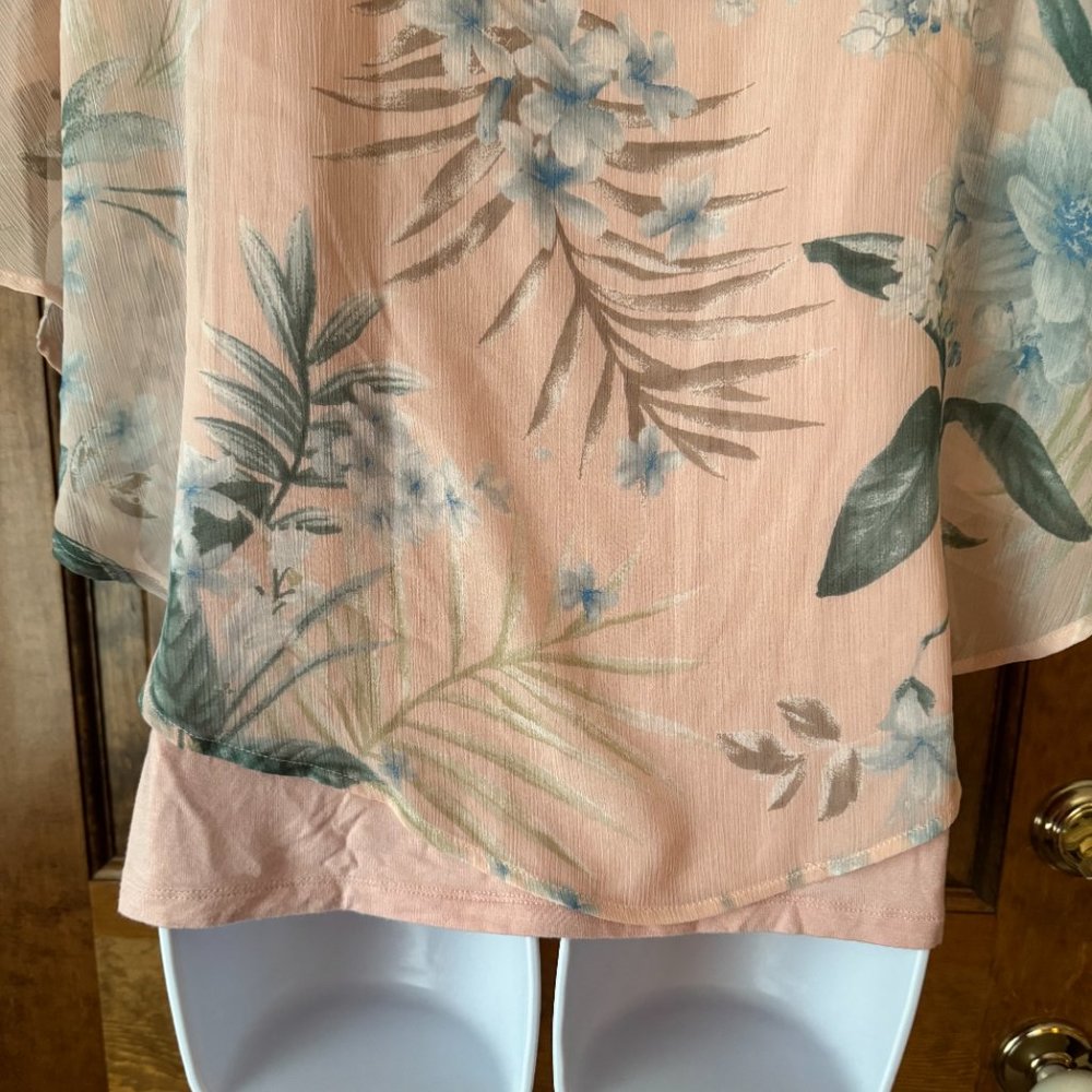 AGB Peach w/Flowers & Leaves Chiffon Overlay w/Attached Tank Medium - Picture 11 of 12